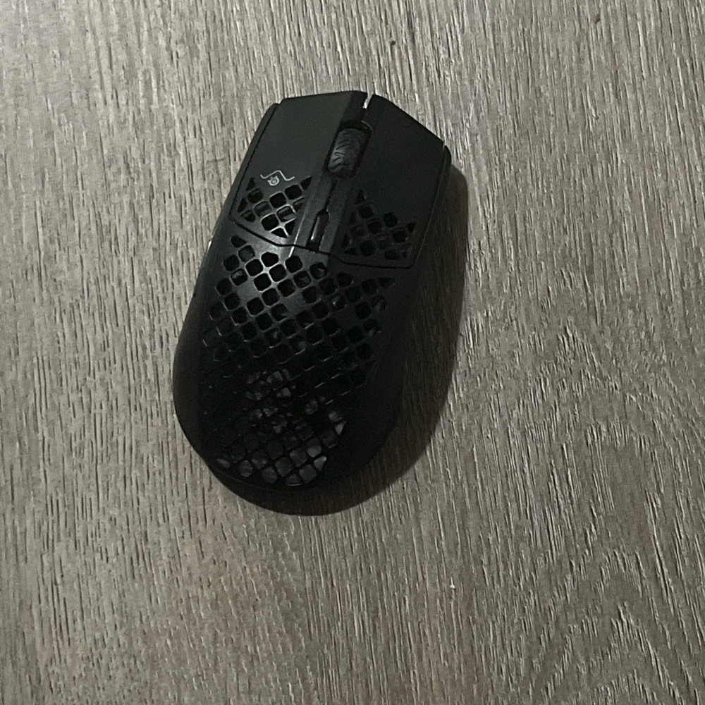 Black Wireless Gaming Mouse